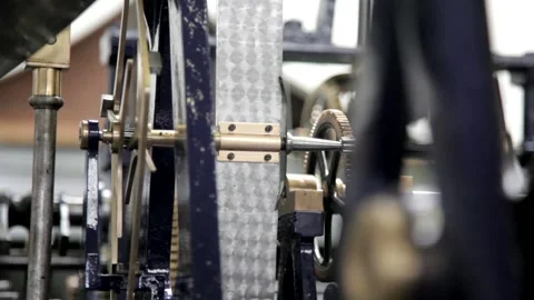 Vintage Clockwork Mechanism with Rotating Gears 스톡 동영상 345755555