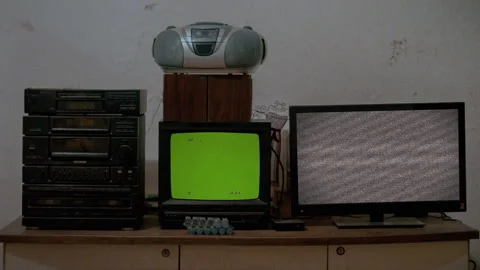 Vintage Electronics Green Screen VHS TV Time Code Old House Zoom In 動画素材 255834140