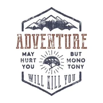 Vintage hand drawn mountain explorer label. Old style inspiration quote - Illustrazione stock