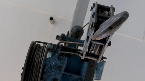 Vintage lifting crane Video stock 85604938