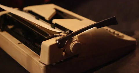 Vintage Manual Typewriter Видео 337223047