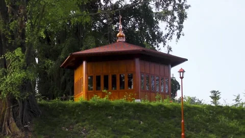 Vintage mosque in nature Stock Footage 336472085