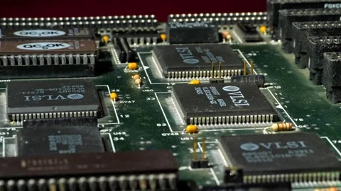 Vintage Motherboard Close-Up: A Glimpse into Technological History Video stock 302073140