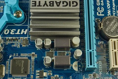Vintage motherboard with processor. 库存照片
