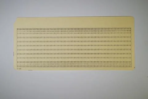 Vintage Punched Card with Numeric Data Foto stock