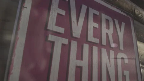 Vintage red poster with the sayers "everything is going to be ok" 库存影片 138397071