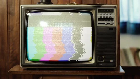 Vintage Television Set with Green Screen, Static Noise and Zoom Out Stock Footage 115063653