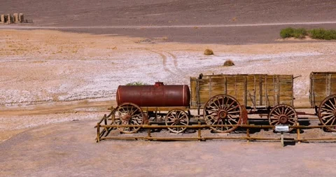 Vintage train at Harmony Borax Works in Death Valley National Park, Death V.. Stock-Footage 280732617