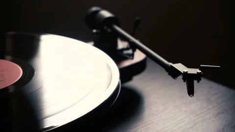 Vintage vinyl record player. launch Stock-Footage 96750945