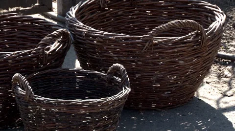 Vintage woven baskets Vidéo 36545140