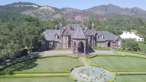 Vinyard Mansion Fly Over Vídeo Stock 90868647