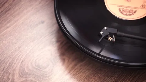 Vinyl pickup on a record close-up. macro shot. Видео 170051275