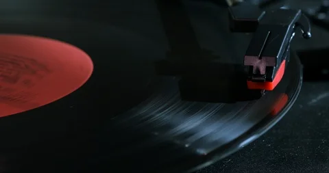Vinyl record closeup with Shine line Vidéo 102831966