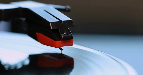 Vinyl Record Player closeup Vidéo 103122574