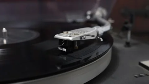 Vinyl record playing Stock Footage 154160455
