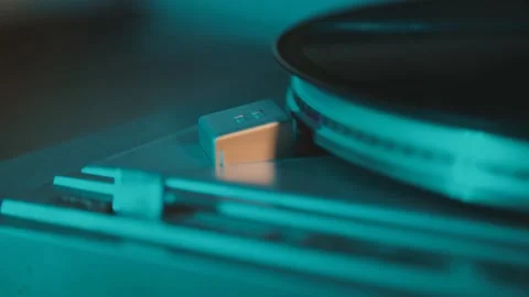 The vinyl record spins in the turntable3 스톡 동영상 137900736