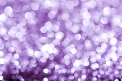 Violet glitter texture. Festive sparkling sequins background closeup. 스톡 사진