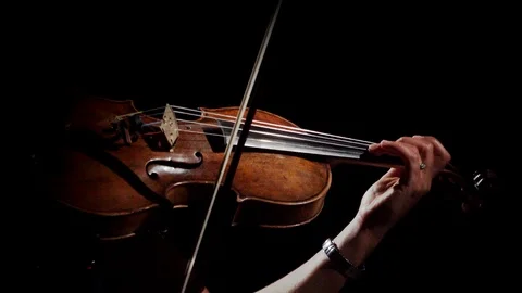 Violin Player Video stock 111968309