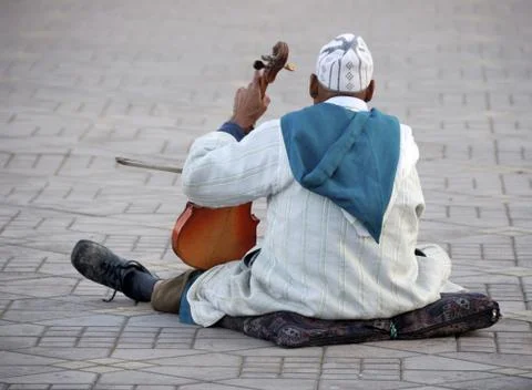 Violin player in Morocco Stock Photos
