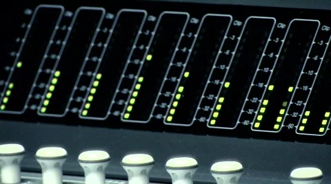 Violin recording in studio (With grade) Stock-Footage 594924