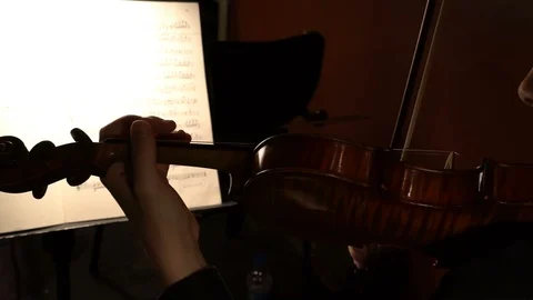 Violin rehearsal work 動画素材 107152223
