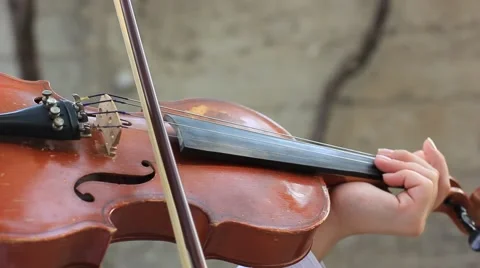 Violinist playing the violin Vídeo Stock 40467176
