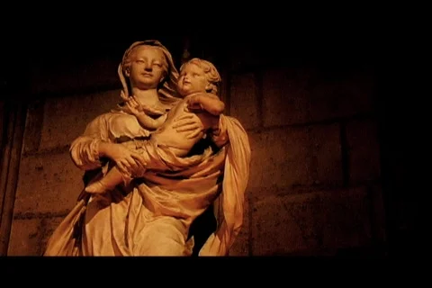 Virgin Mary statue Stock Footage 110889