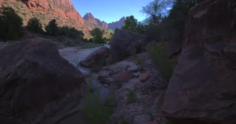 Virgin river pan from rocks Vídeos de archivo 65966413