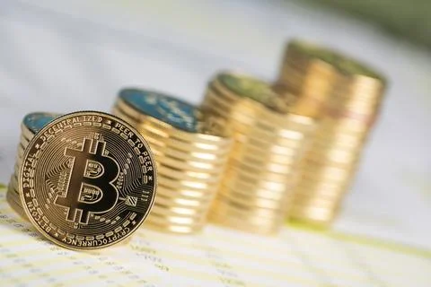 Virtual cryptocurrency concept, Bitcoin gold coin Foto stock