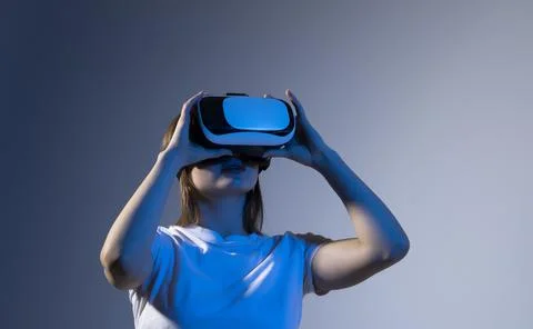 Virtual designer working on holographic simulation experience for building model Fotos de archivo