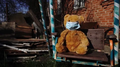 Virus masked teddy bear Vídeo Stock 154427020