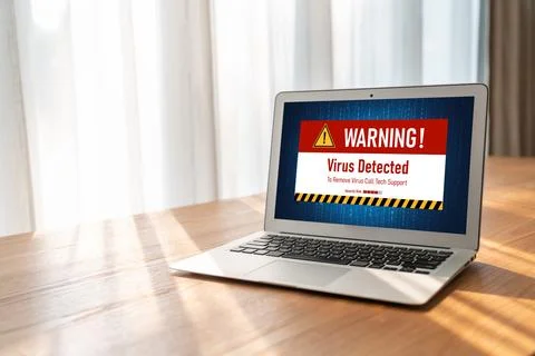 Virus warning alert on computer screen detected modish cyber threat Foto stock