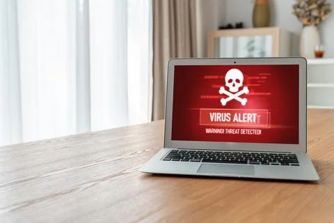 Virus warning alert on computer screen detected modish cyber threat Foto stock