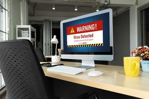 Virus warning alert on computer screen detected modish cyber threat Foto stock
