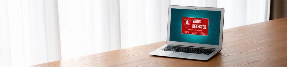 Virus warning alert on computer screen detected modish cyber threat Foto stock