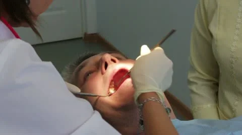The visit to the dentist 库存影片 12885971