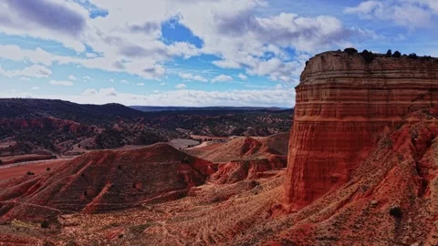 Visiting the red rock formations in Spain under a cloudy sky 스톡 동영상 333111265