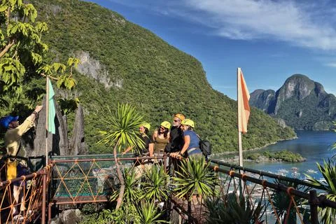Visiting Taraw Cliff view deck overlooking El Nido town-Palawan island-PH Stock Photos