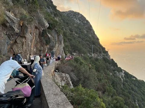 Visitors in the cliffs of Cap Carbon, Bejaia, Algeria Fotos Stock