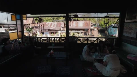 Visitors doing craft activities The Artist’s House Baan Silapin Bangkok Thailand Vidéo 330484453