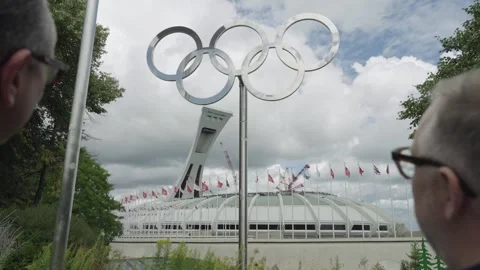 Visitors Looking at the Olympic Rings, Montreal Olympic Park Vidéo 336947638