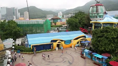Visitors to the Ocean Park moved to the cable car cabins, Hong Kong Stock Footage 50518525