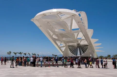 Visitors in Queue at Museum of Tomorrow Stock-Fotos