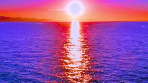 Vivid sunset over tranquil ocean waves with shimmering golden reflection Stock-Footage 341969521