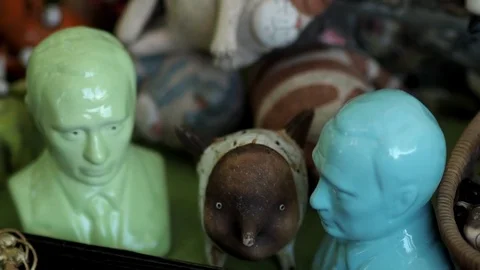 Vladimir Putin statue Stock Footage 70677835