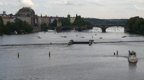 Vltava River, Prague 動画素材 40767792