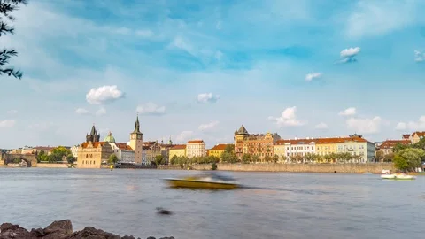 Vltava River in Prague / Time Lapse Video 4K Vidéo 95212677