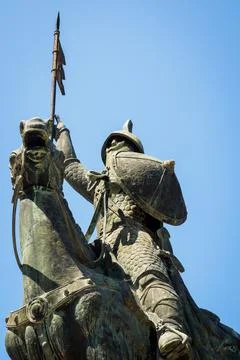 Vmara Peres statue in front of the Se Cathedral in Porto Stock Photos
