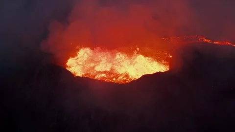 Volcanic Eruption Aerial View of Active Lava Lake and Molten Magma 库存影片 331044108