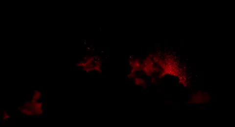 Volcanic Eruption At Night 4K Real Shot Molten Lava Bursts Vídeo Stock 332266768